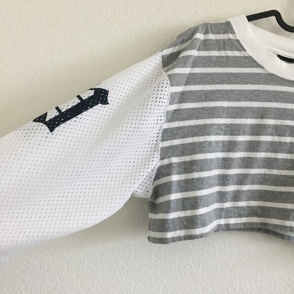 Phenomenon Japanese Streetwear Brand Y2K One Size Gray/White Striped Cropped Top - Picture 4 of 14